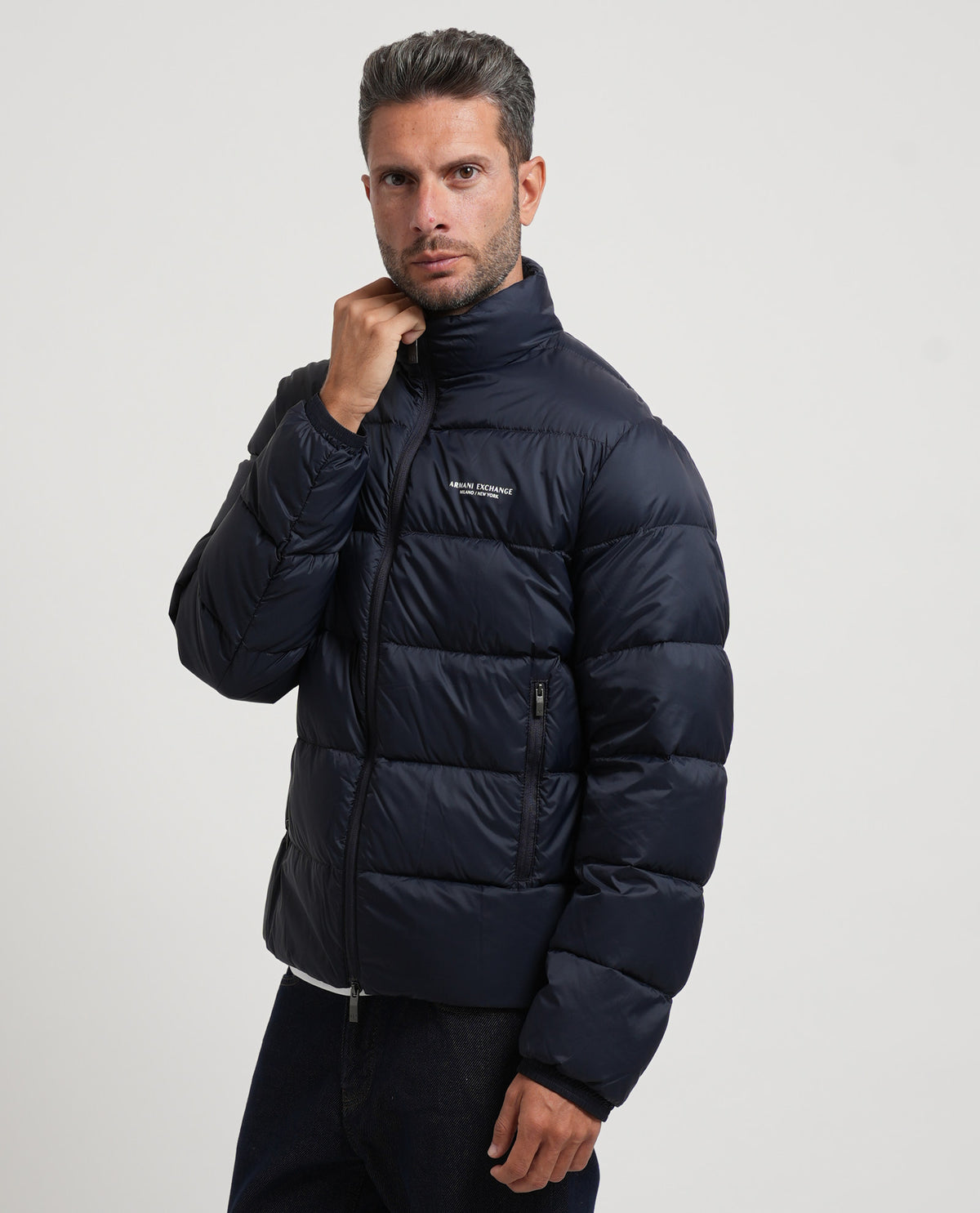 Giubbotto uomo Armani Exchange imbottito e collo alto 