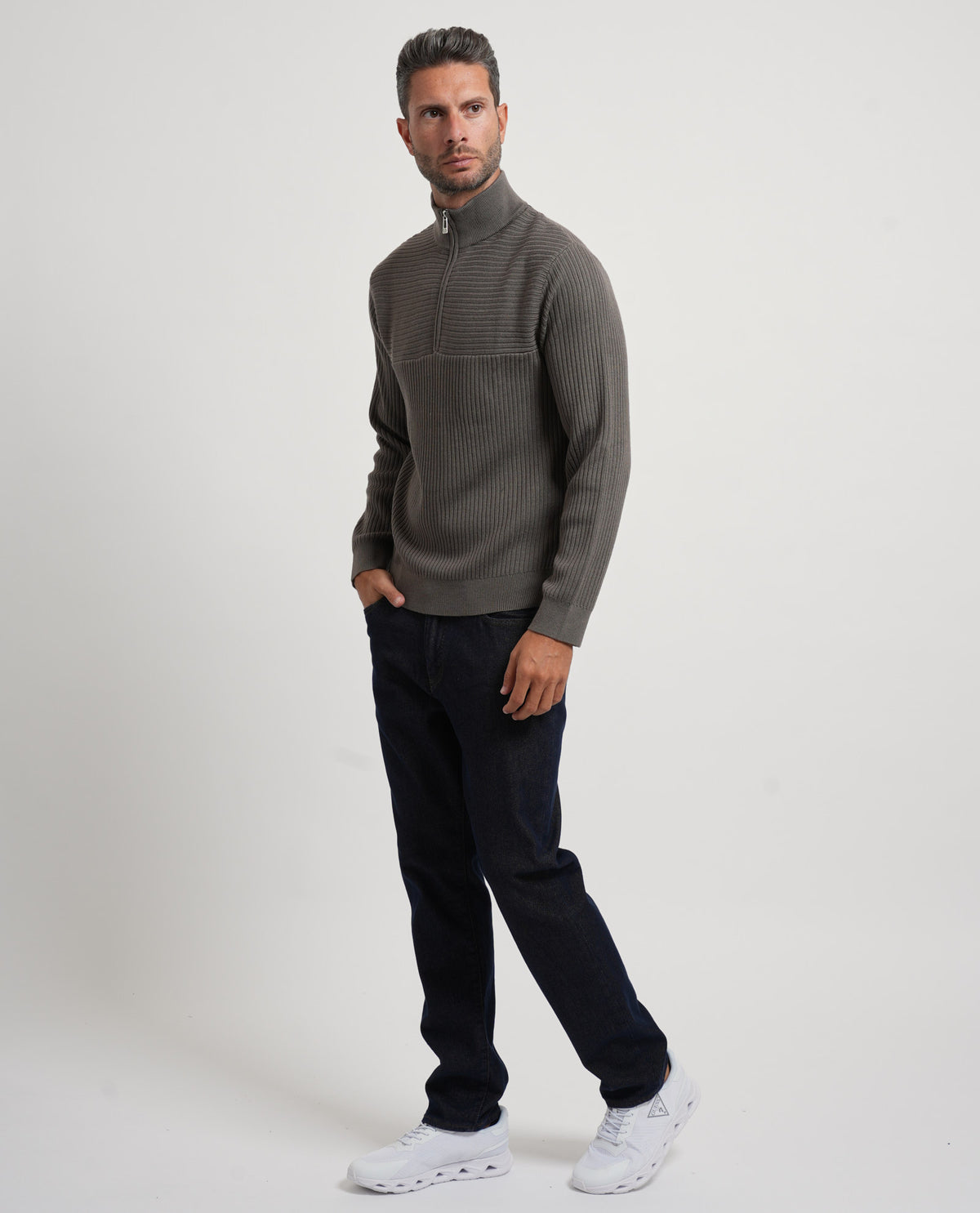 Pullover uomo AX in misto lana vergine 
