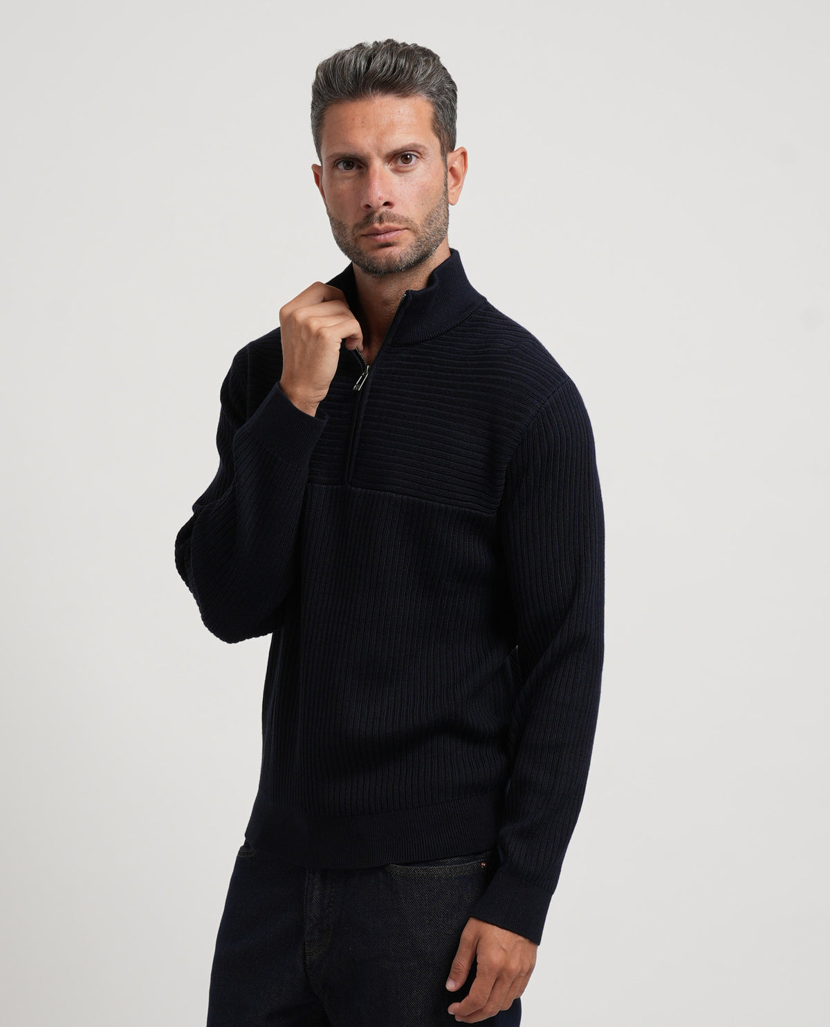 Pullover uomo AX in misto lana vergine 