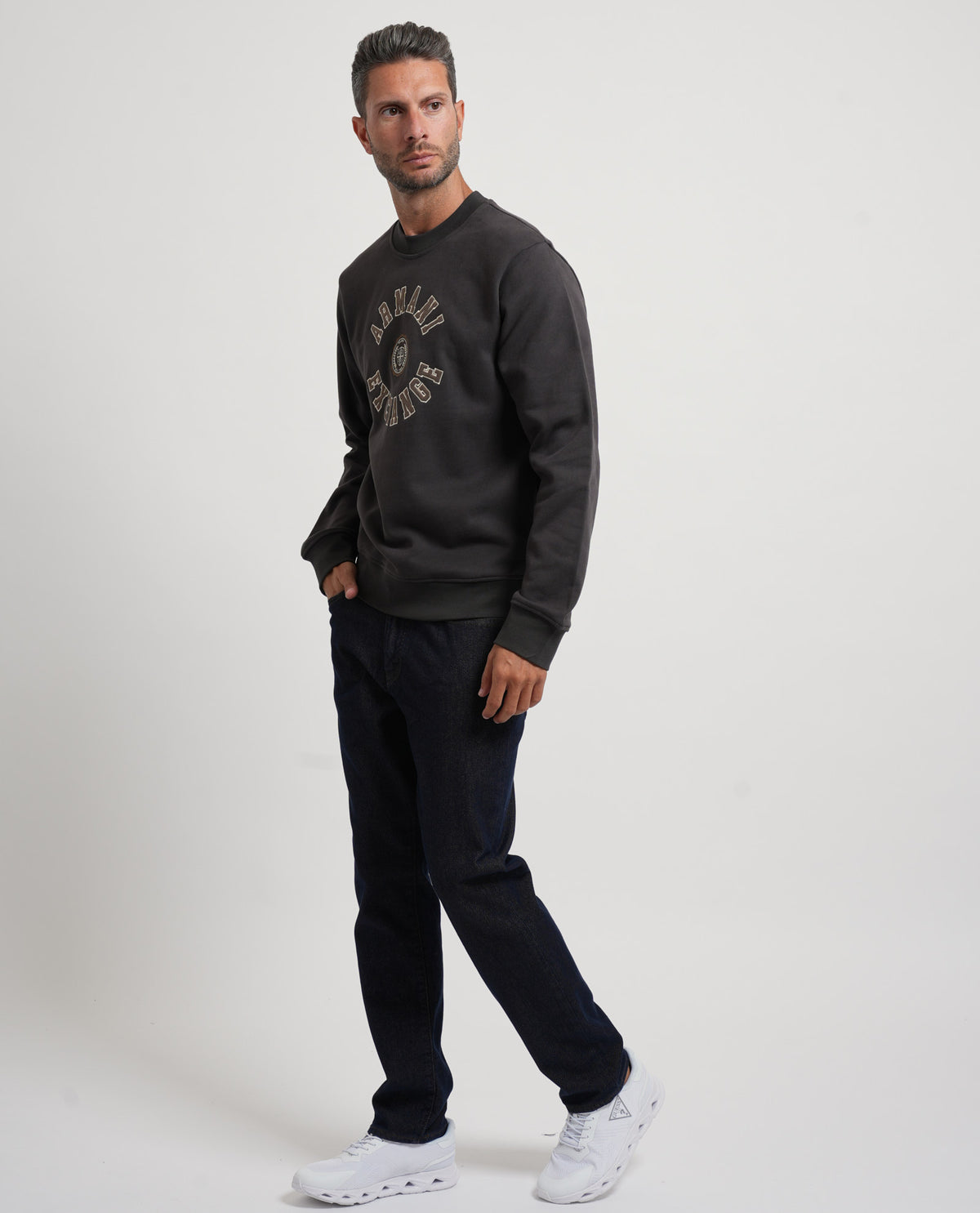 Felpa girocollo Armani Exchange con logo e bordi a costine 