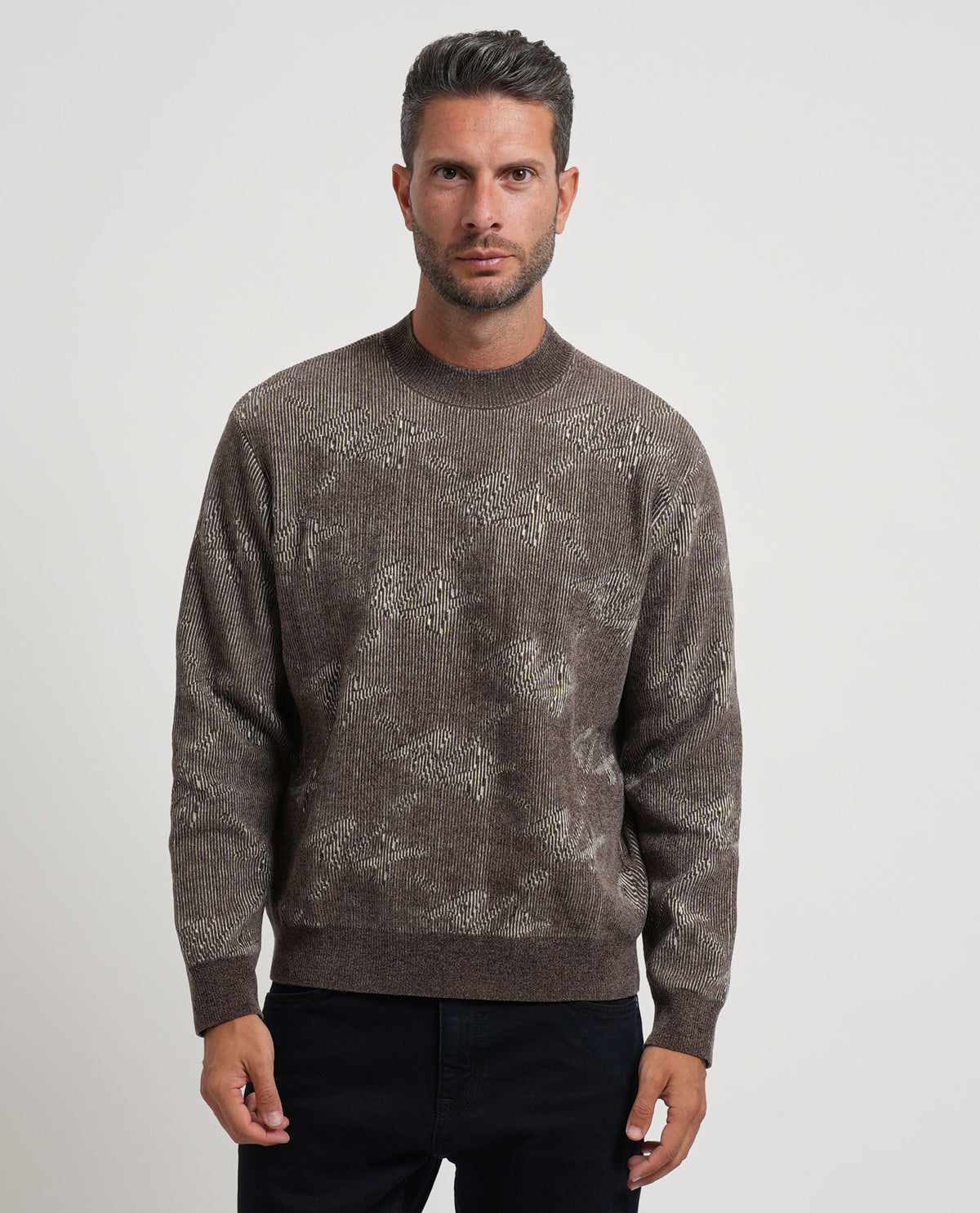 Pullover uomo Armani con logo e bordi a costine 