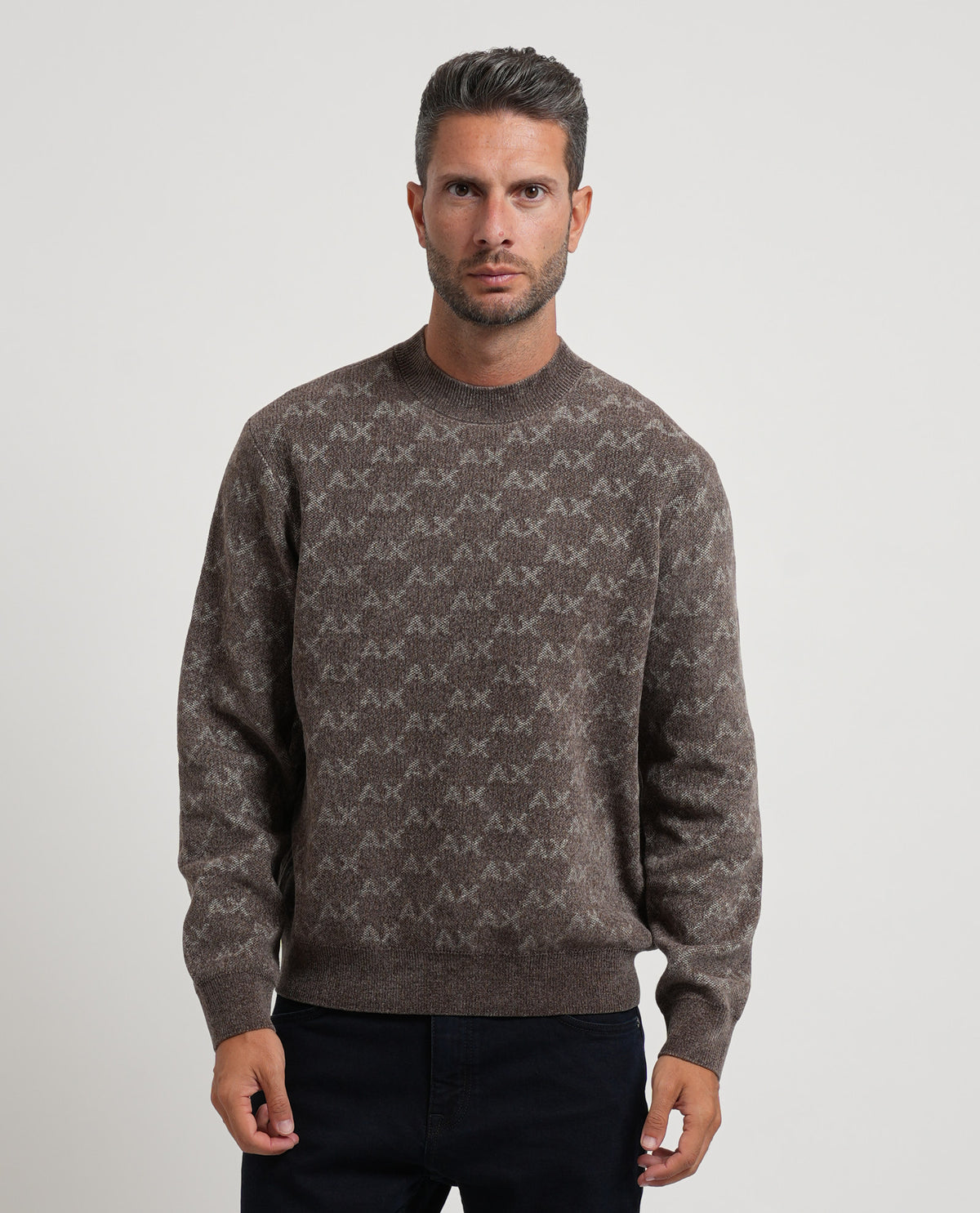Pullover uomo Armani con logo e bordi a costine 