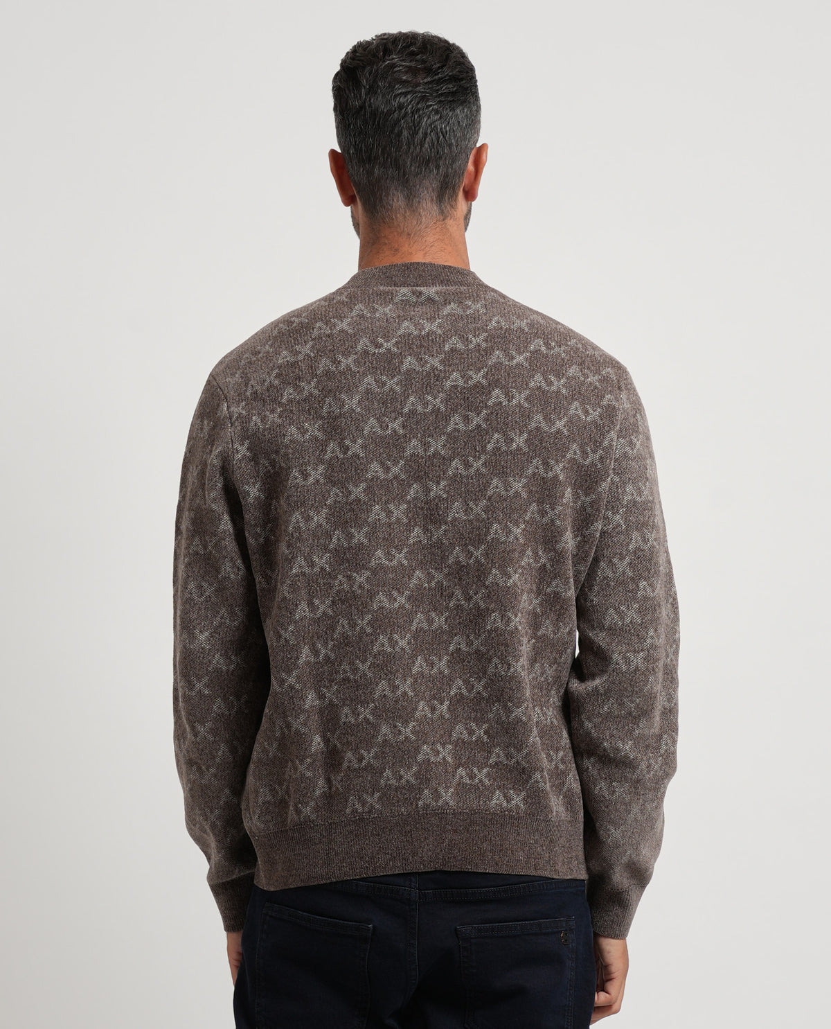 Pullover uomo Armani con logo e bordi a costine 