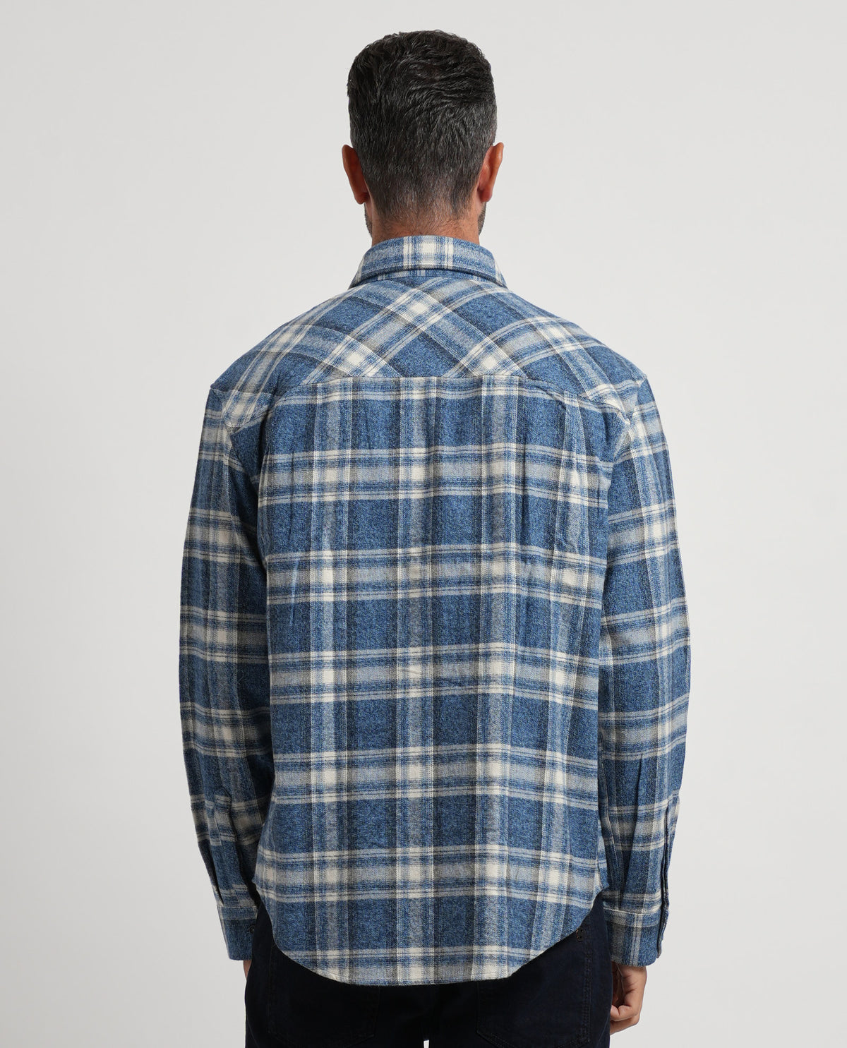 Camicia crossover uomo Armani in flanella a quadri 