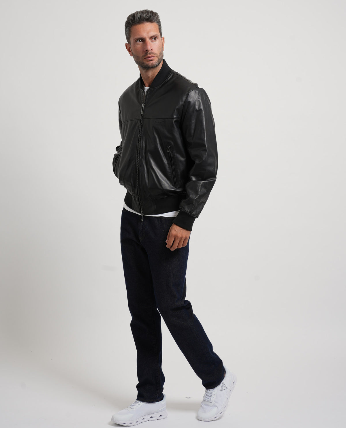 Giubbotto bomber uomo Armani Exchange in pelle con zip 