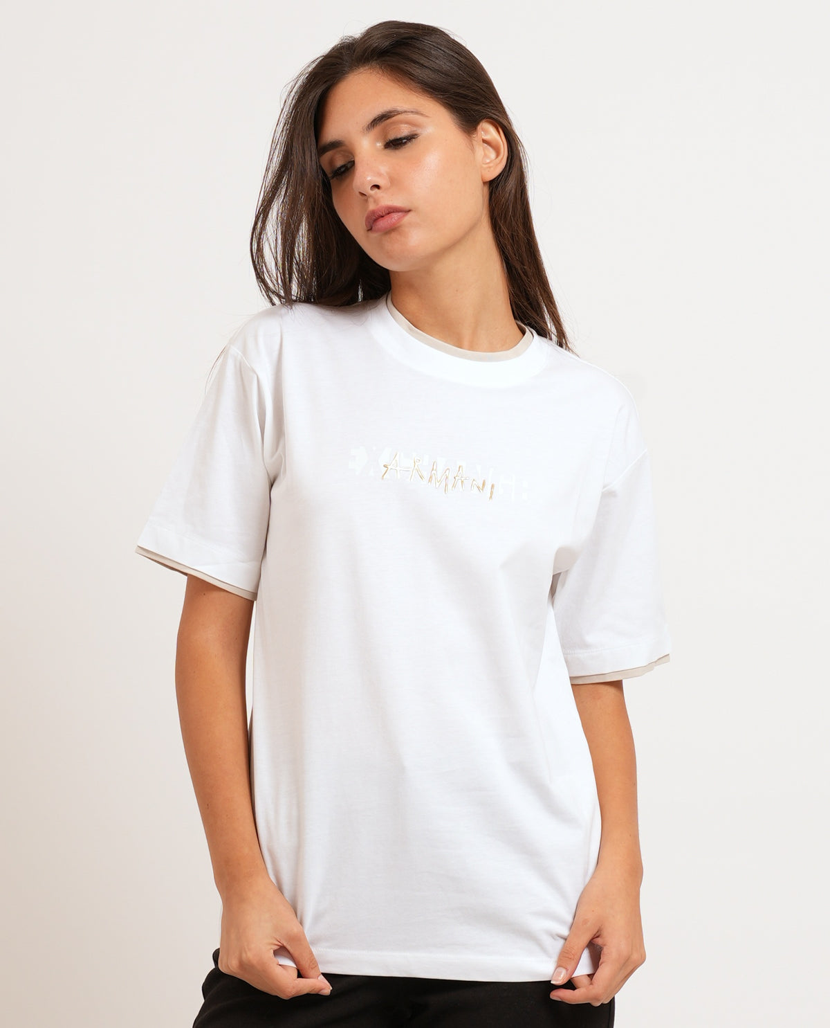 T-shirt donna AX con logo e dettagli a contrasto 