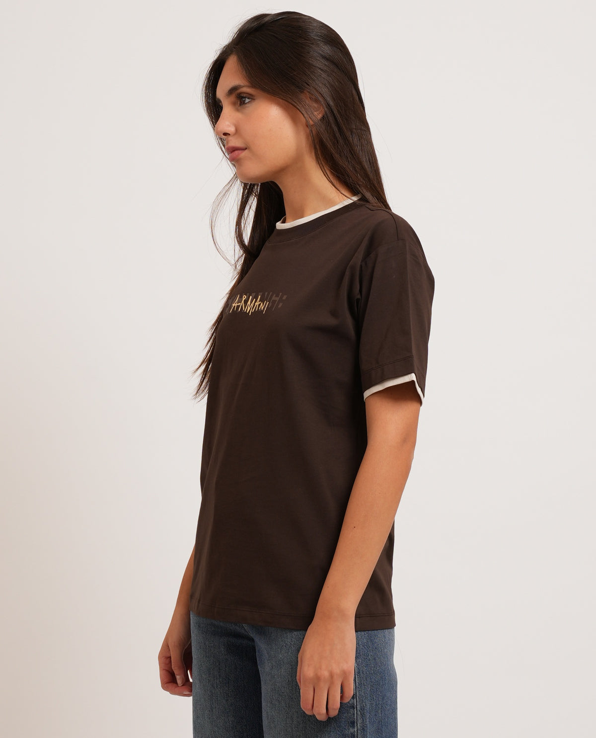 T-shirt donna AX con logo e dettagli a contrasto 