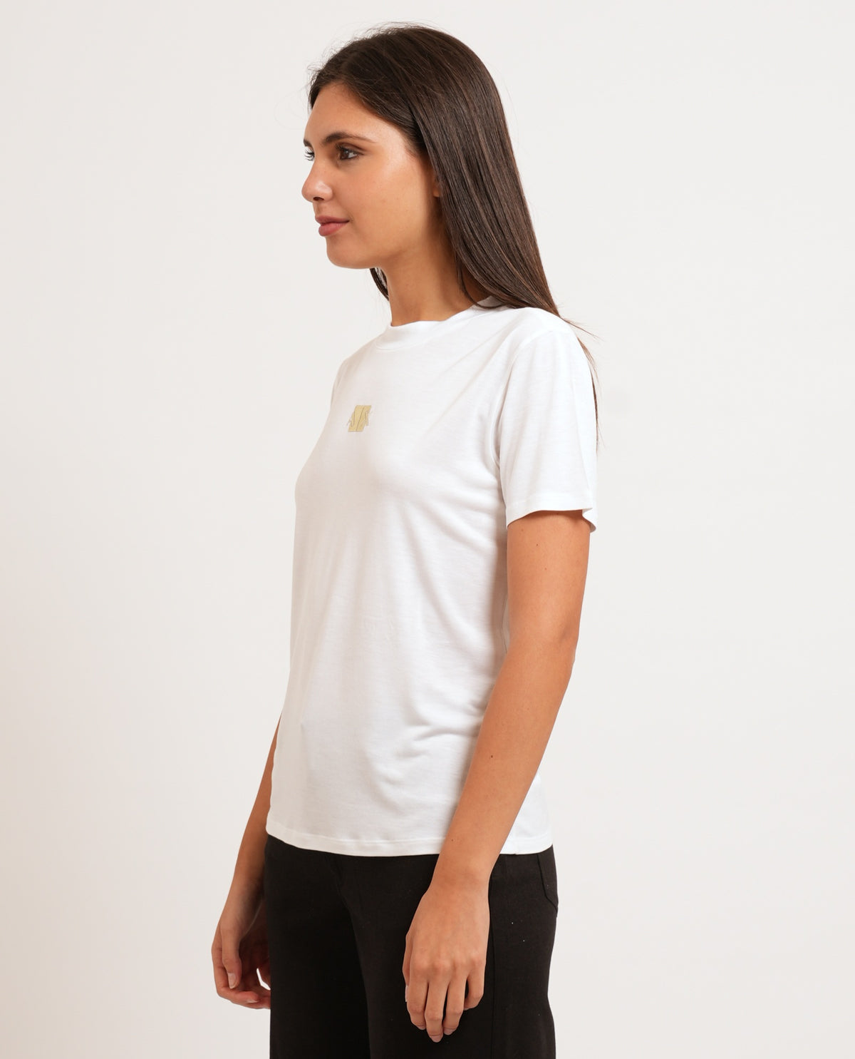 T-shirt donna AX con logo frontale 