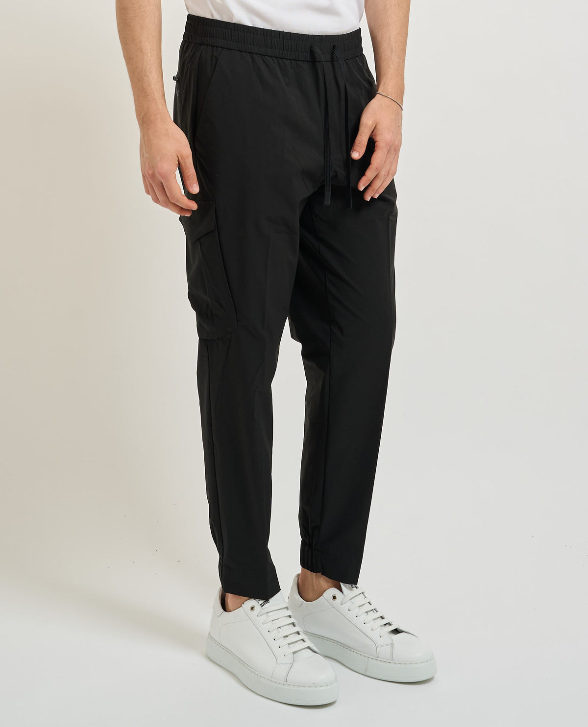 Pantaloni cargo uomo Boss affusolati 