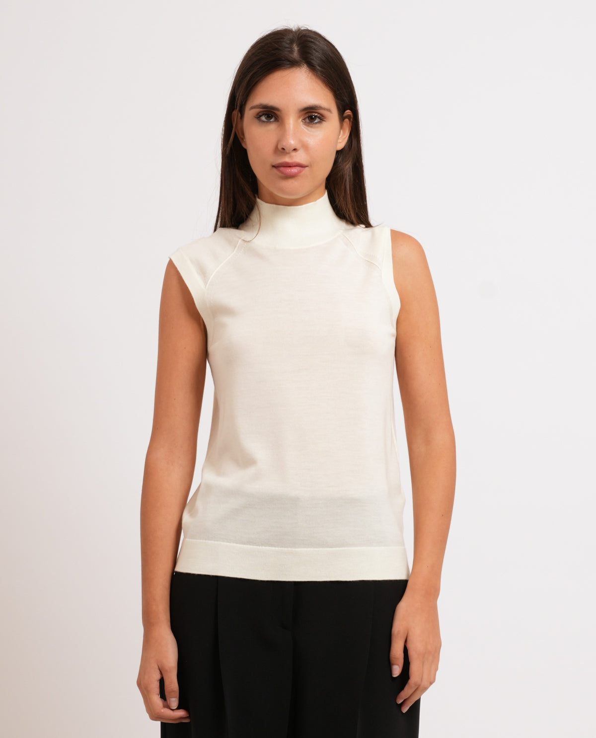 Maglione a lupetto donna Boss smanicato 