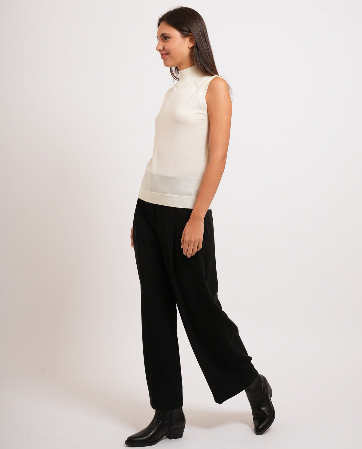 Maglione a lupetto donna Boss smanicato 