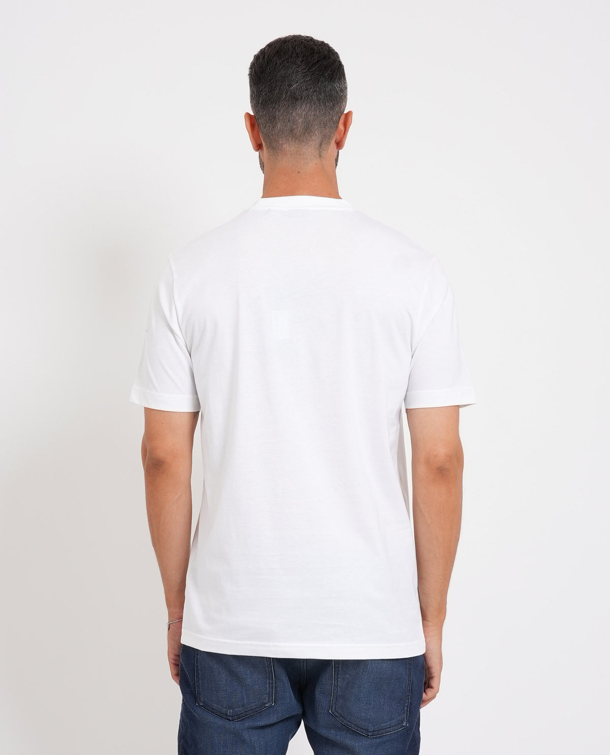 T-shirt uomo di Boss con logo frontale<BR/> 