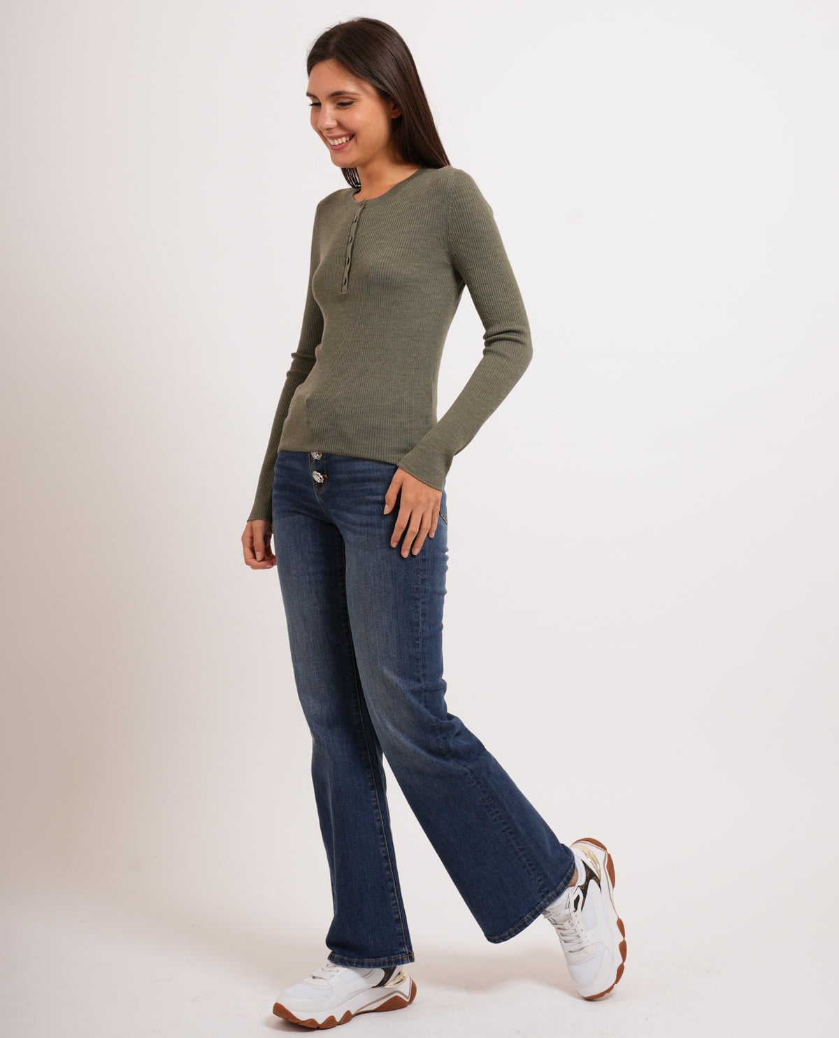 Maglione in lana Boss donna con bottoni 