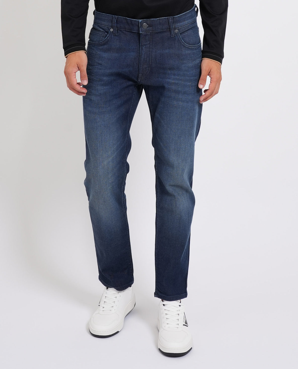 Jeans uomo Boss slim fit in lavaggio scuro 