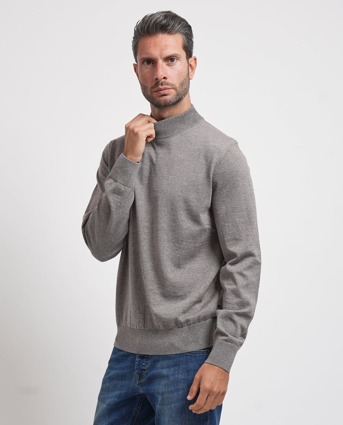 Maglione a lupetto Boss uomo in lana extrafine 