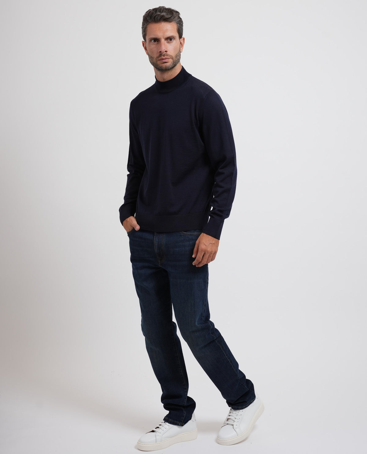 Maglione a lupetto Boss uomo in lana extrafine 
