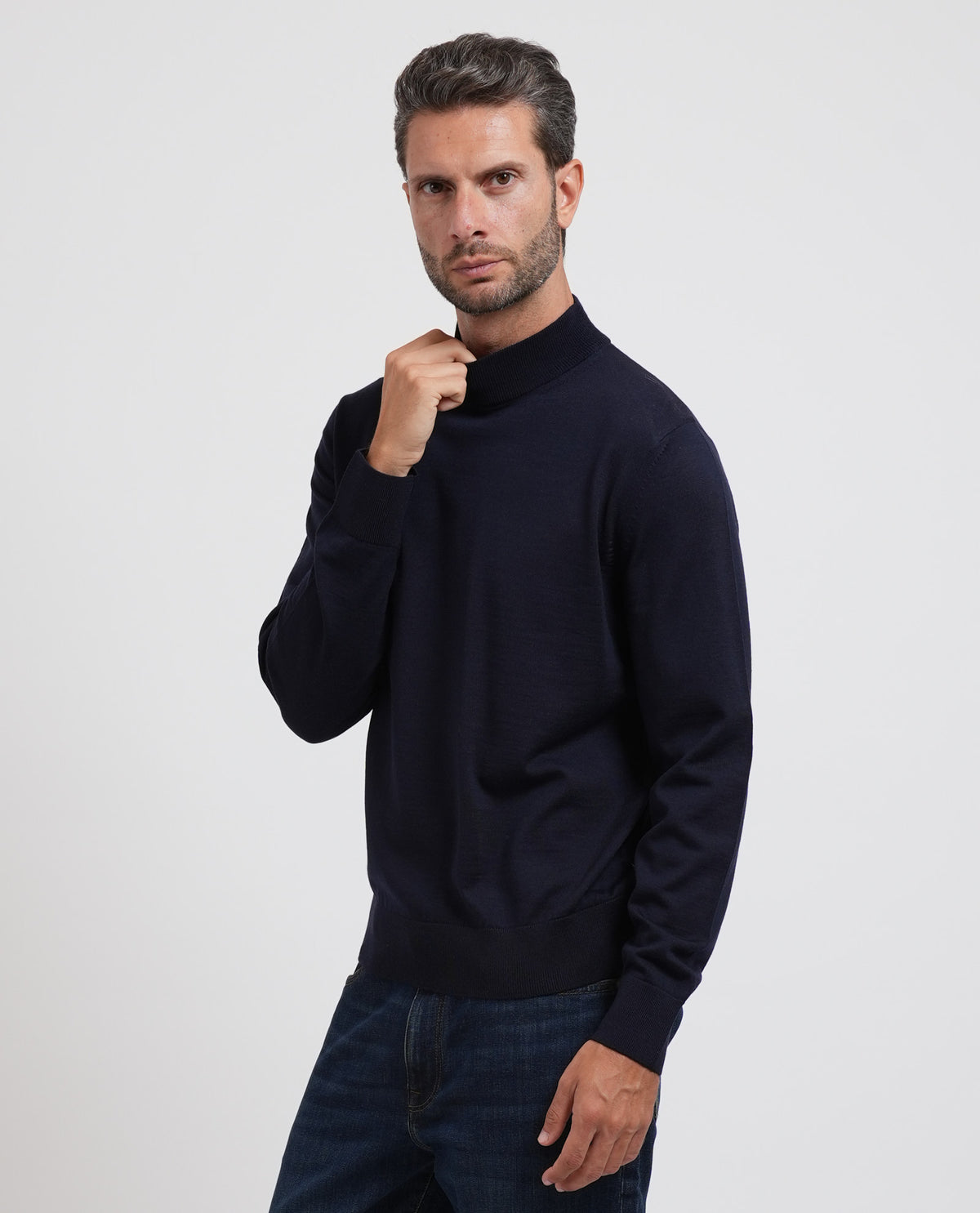 Maglione a lupetto Boss uomo in lana extrafine 