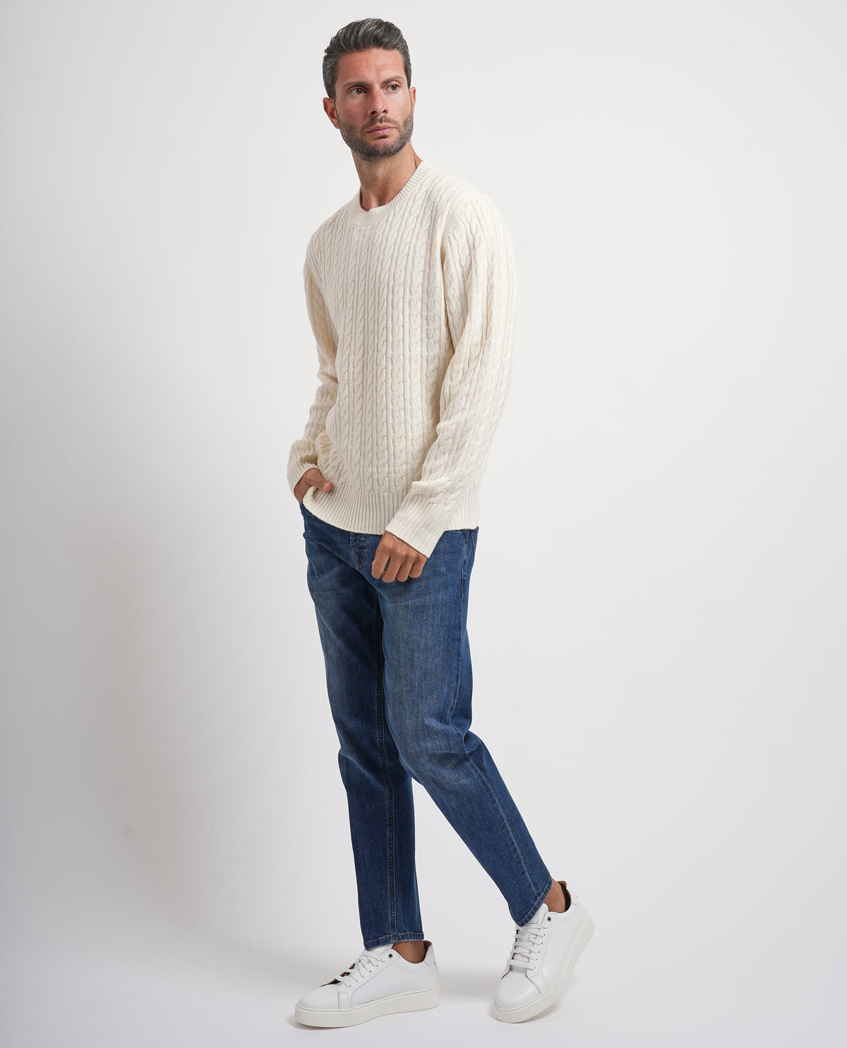 Maglione uomo Boss con lavorazione a trecce 