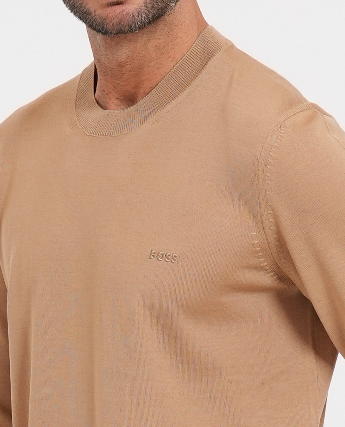 Maglione uomo Boss in lana vergine 