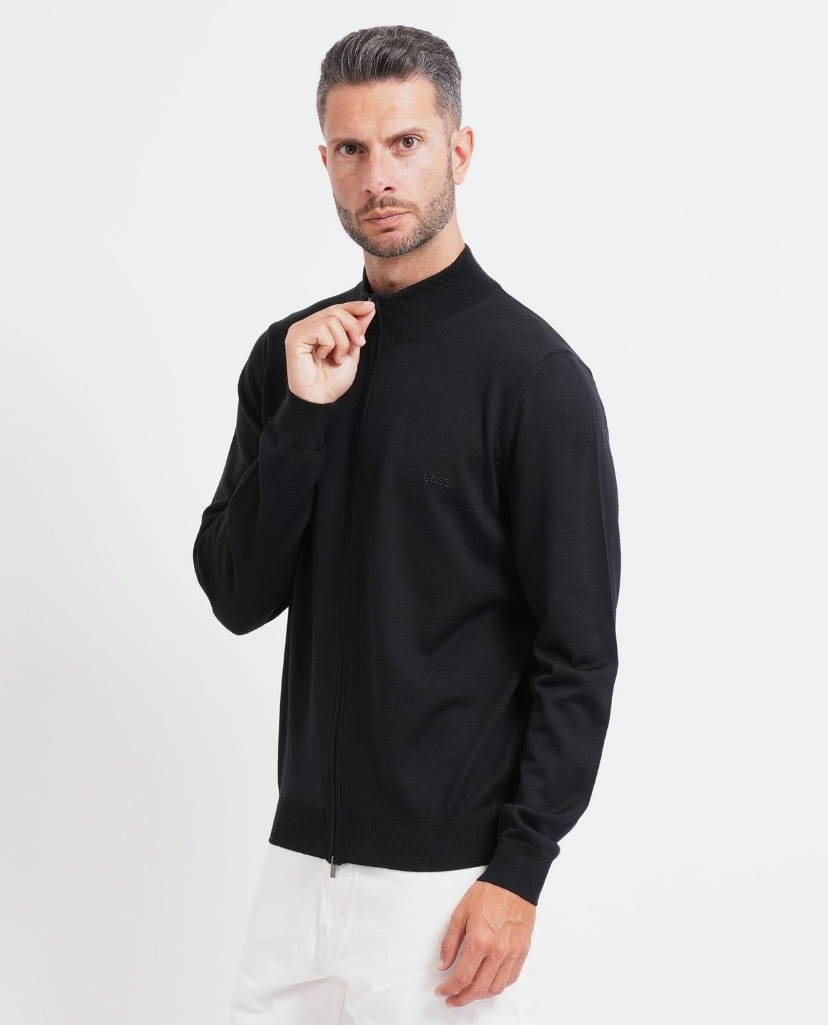 Cardigan uomo Boss fullzip e con logo ricamato 