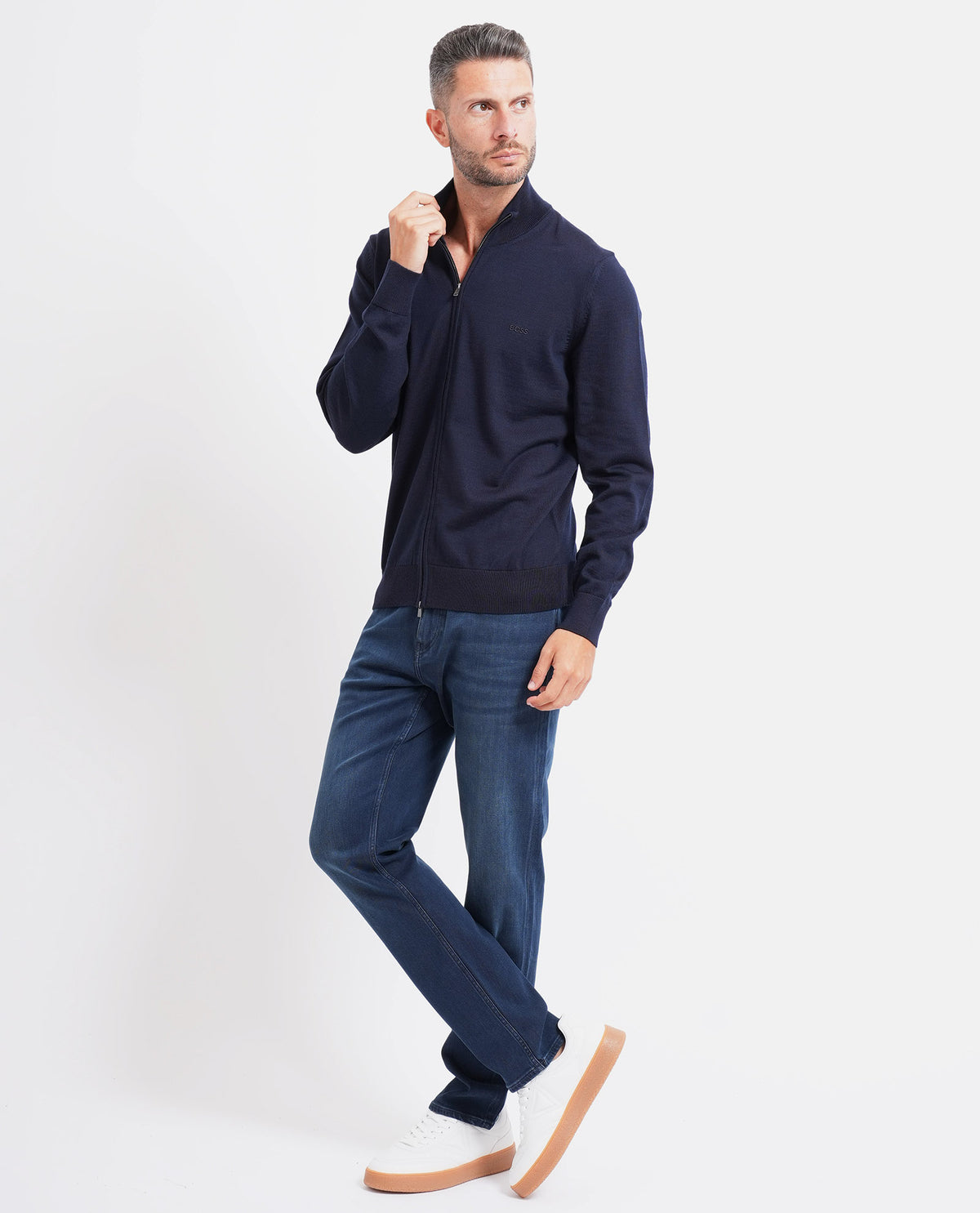 Cardigan uomo Boss fullzip e con logo ricamato 
