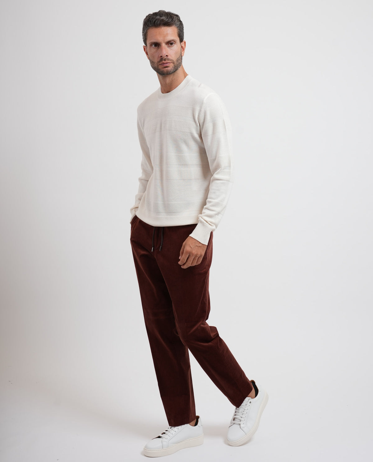 Pantaloni affusolati uomo Boss in velluto 