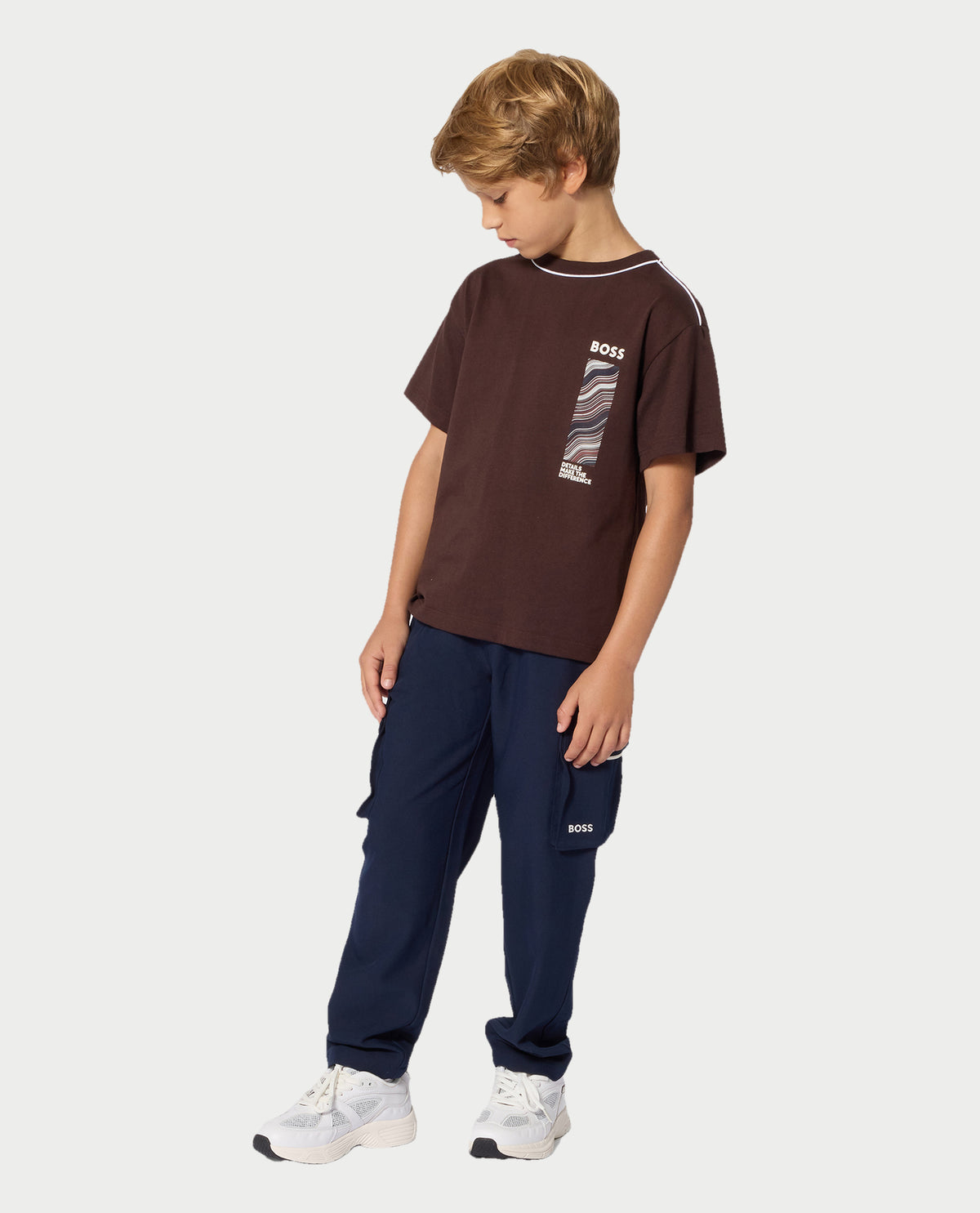 T-shirt bambino Boss con logo 