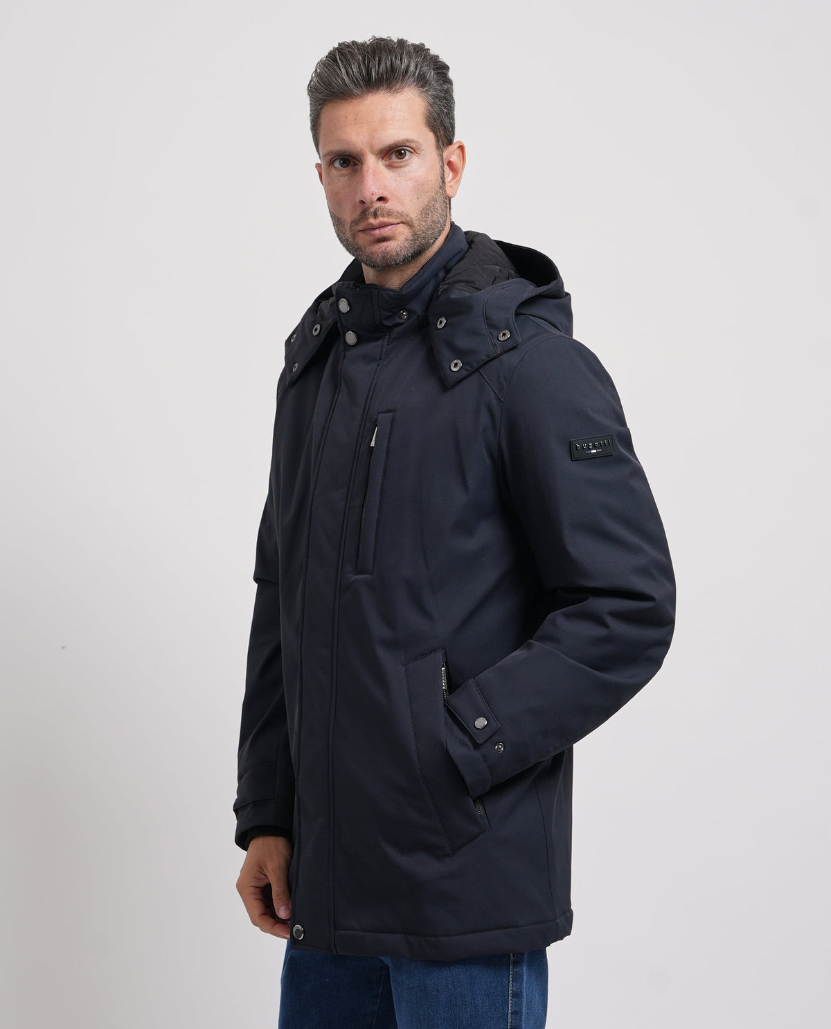 Giubbotto uomo Bugatti con cappuccio e zip nascosta 