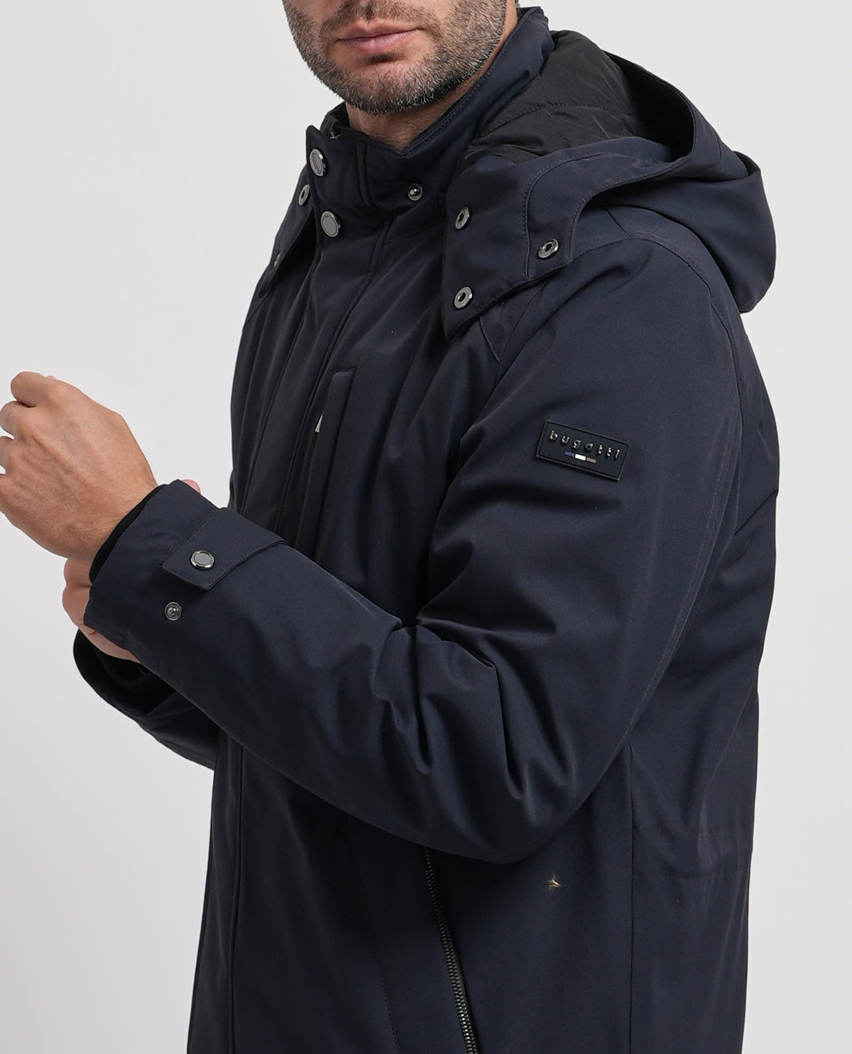 Giubbotto uomo Bugatti con cappuccio e zip nascosta 