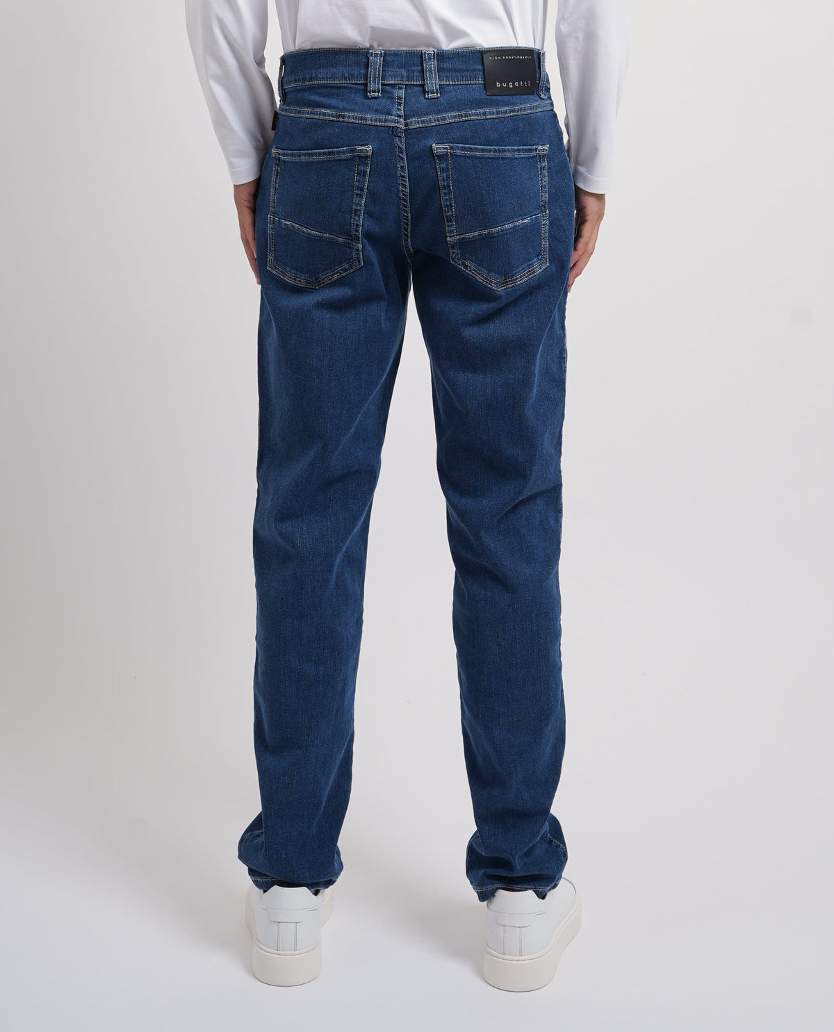 Jeans uomo Bugatti a 5 tasche in lavaggio blu 