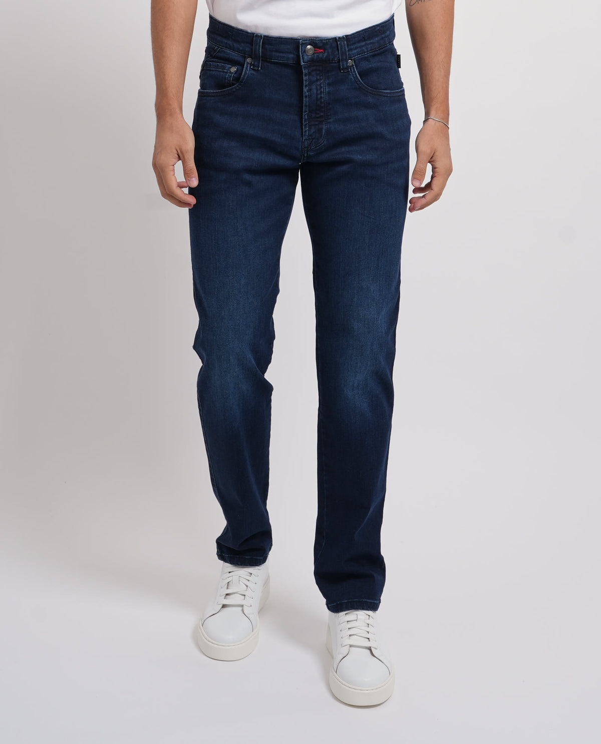 Jeans uomo Bugatti a 5 tasche in lavaggio blu 
