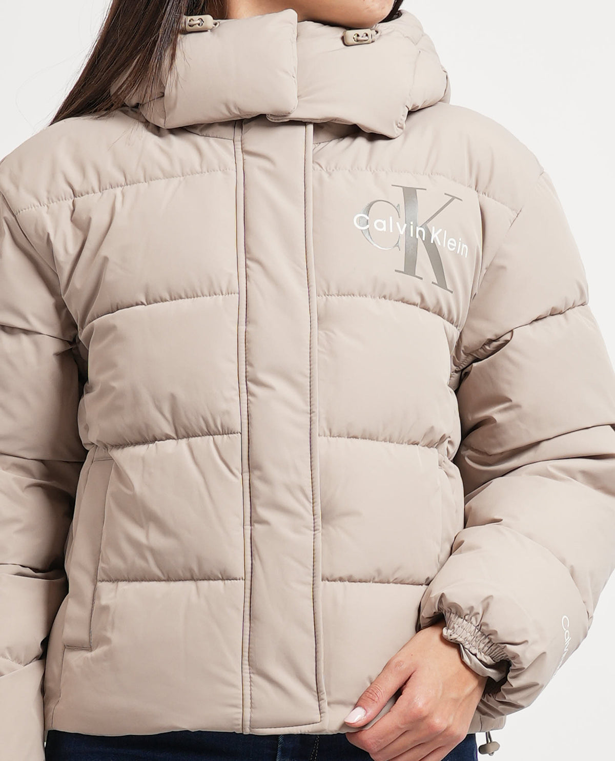 Giubbotto imbottito donna Calvin Klein con cappuccio 