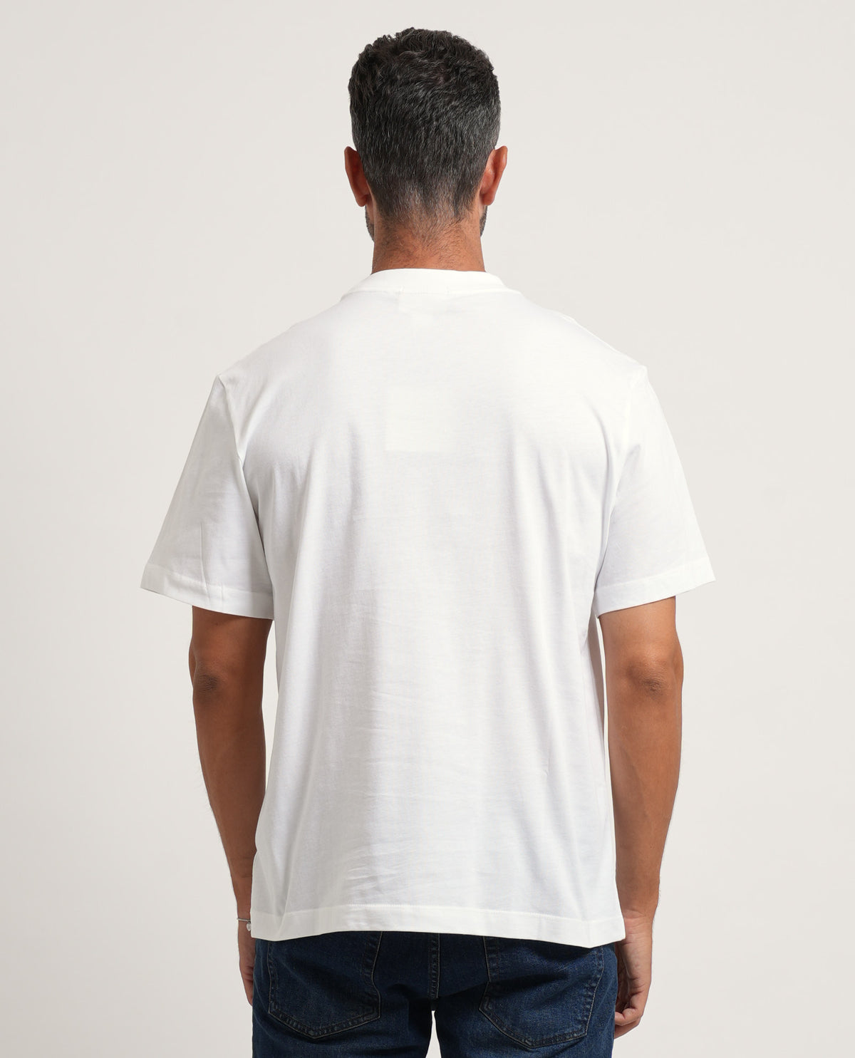 T-shirt uomo Calvin Klein con logo groffato 