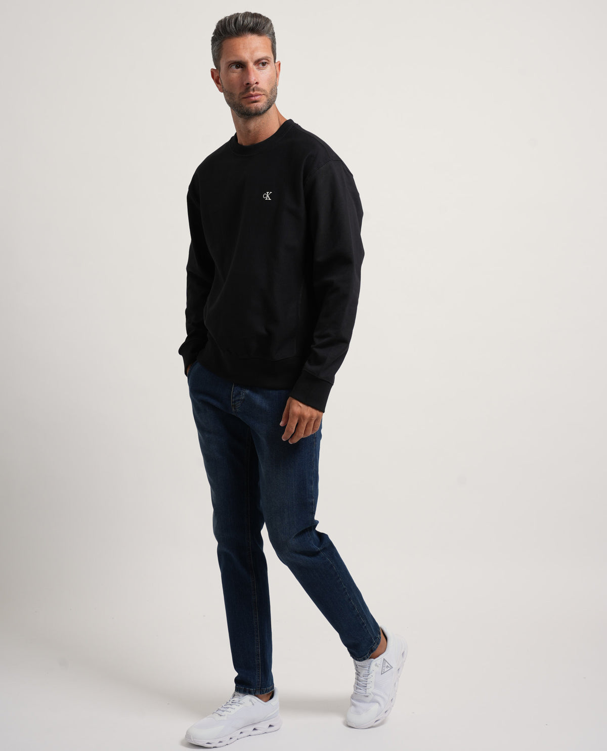 Felpa uomo Calvin Klein con monogramma 