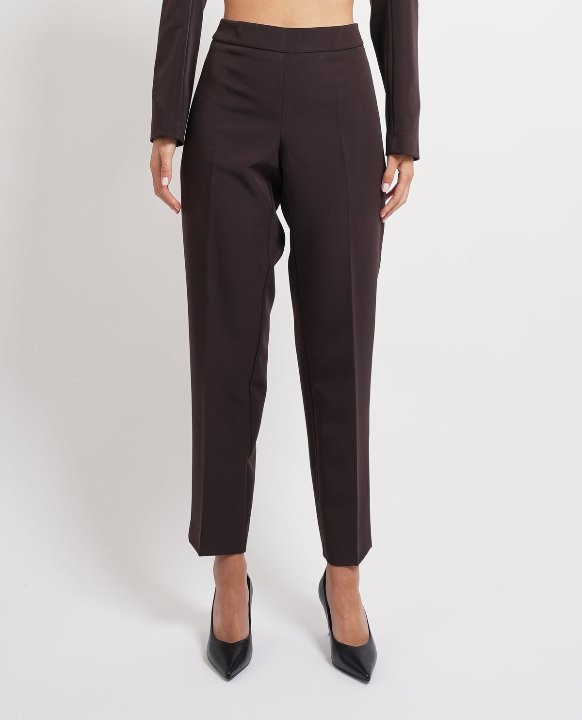 Completo Edas con pantalone stretto con punto amf 
