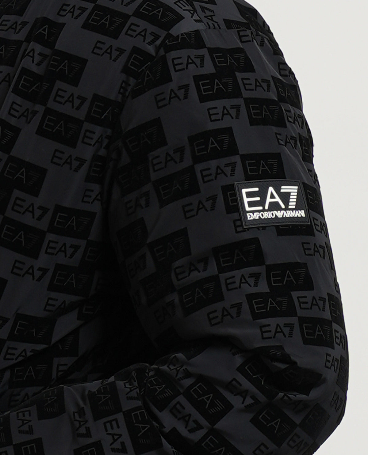 Giubbotto bomber EA7 uomo con monogramma 