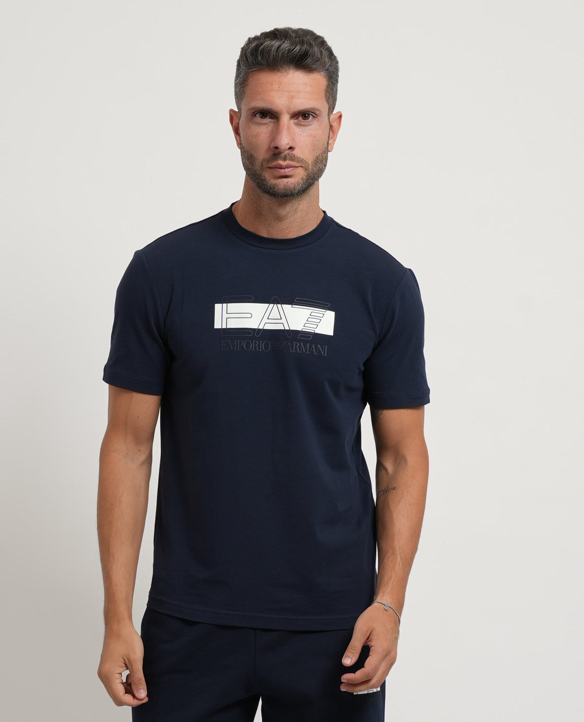 T-shirt uomo EA7 con logo frontale 