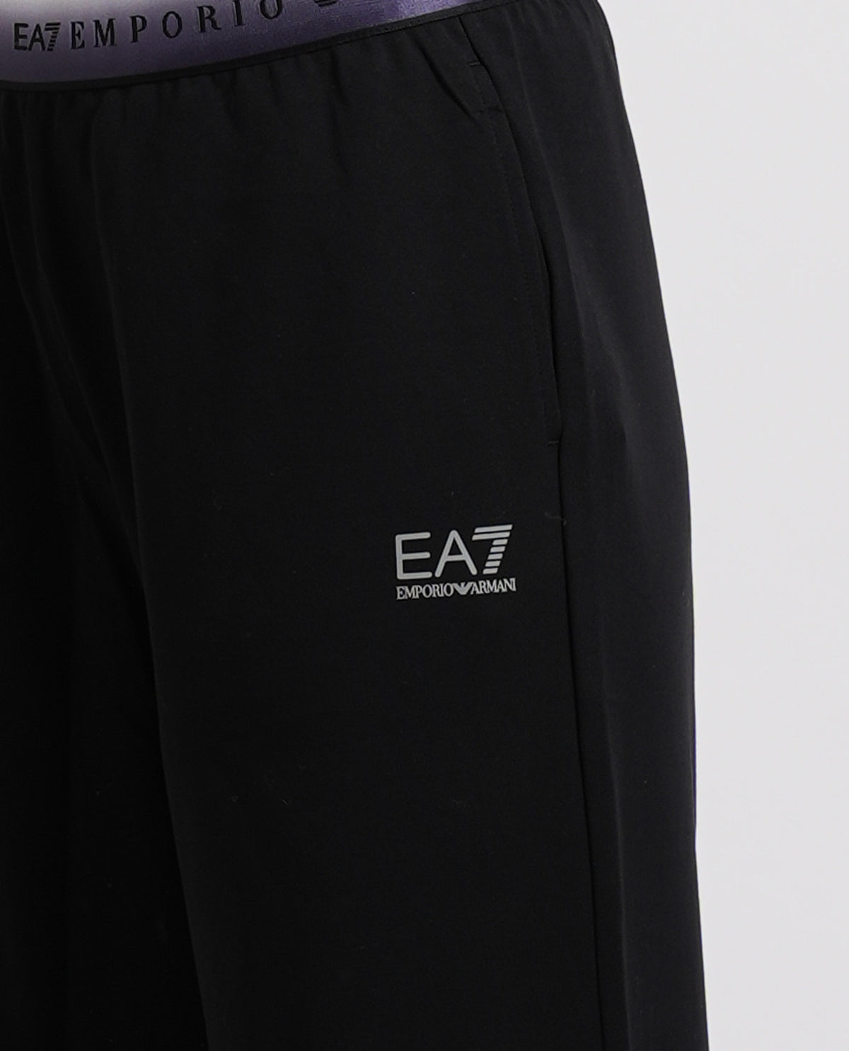 Pantaloni donna EA7 con vita elasticizzata 