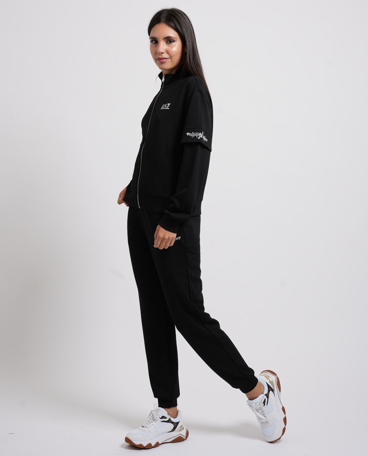 Felpa fullzip EA7 donna con logo e dettagli su manica 