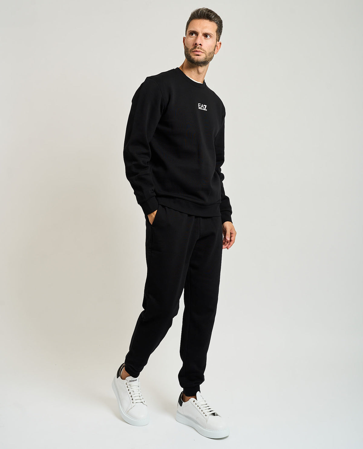 Pantaloni tuta EA7 con elastico in vita e logo 