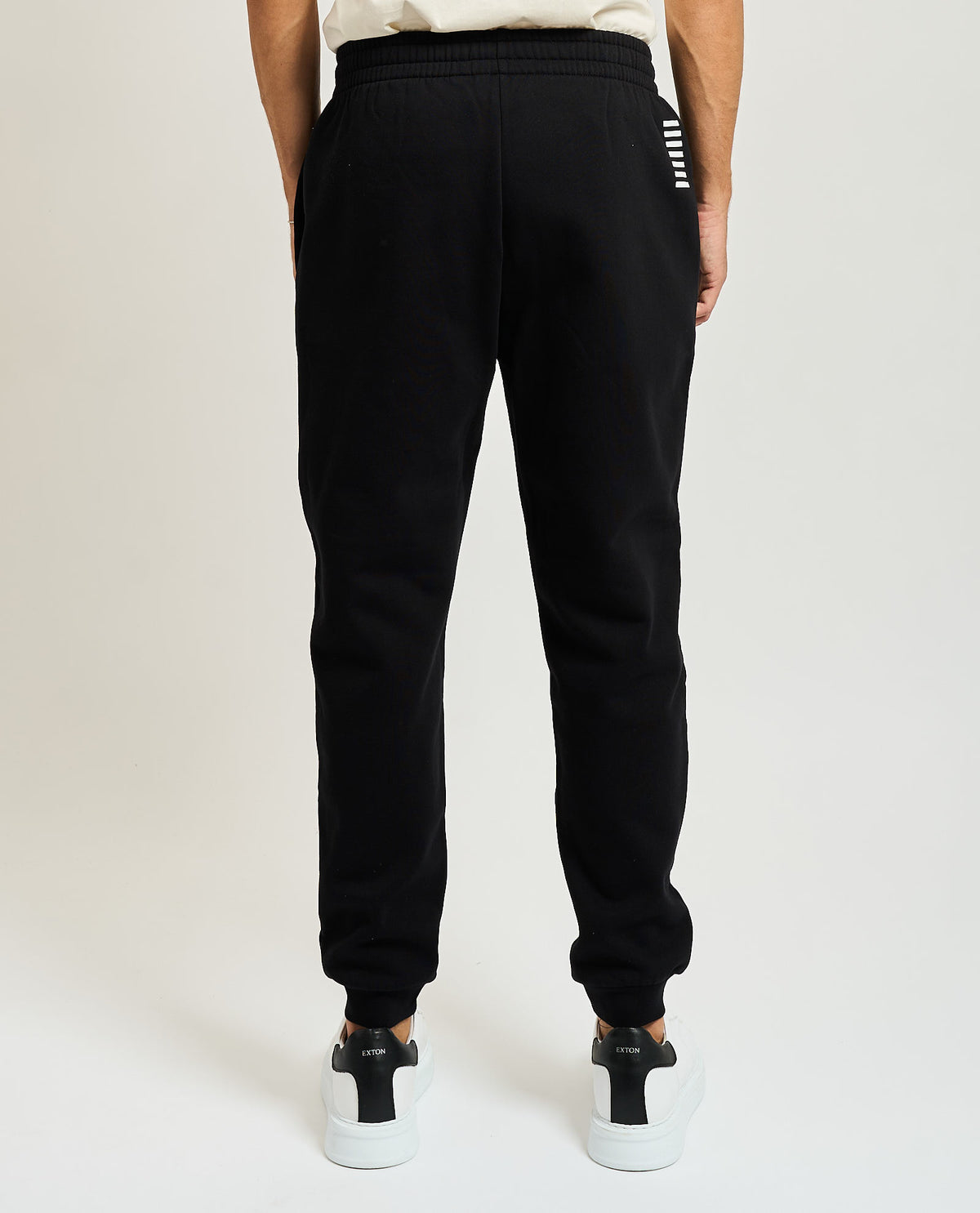 Pantaloni tuta EA7 con elastico in vita e logo 