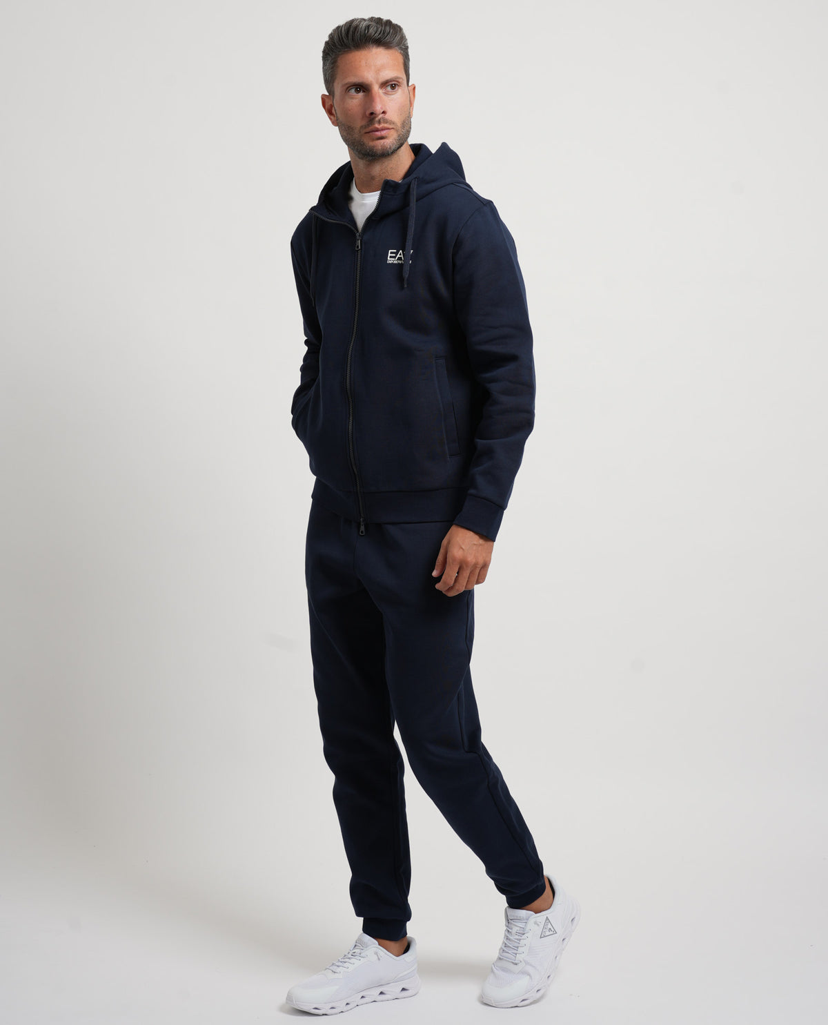 Tuta in cotone EA7 uomo con cappuccio e zip 