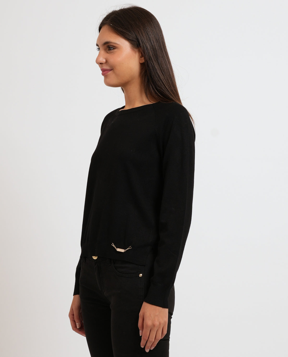 Maglione girocollo Gaudi donna con catenina logata 