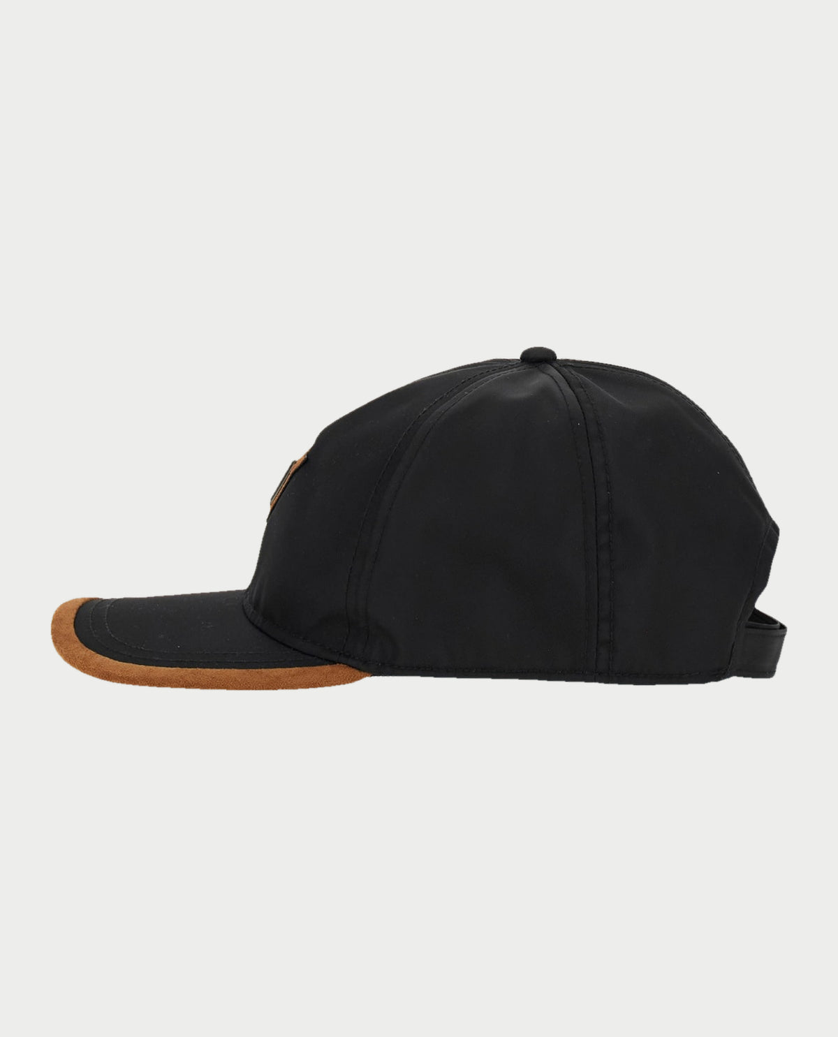 Cappello uomo Guess con logo triangolo 
