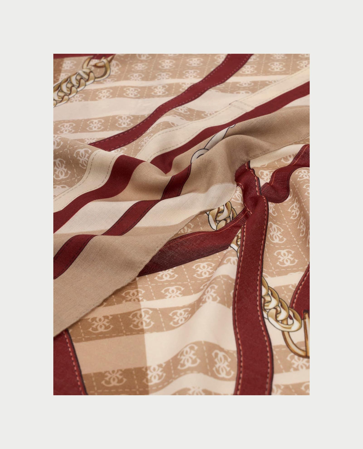 Foulard donna Guess Kefiah stampata 4G<BR/> 