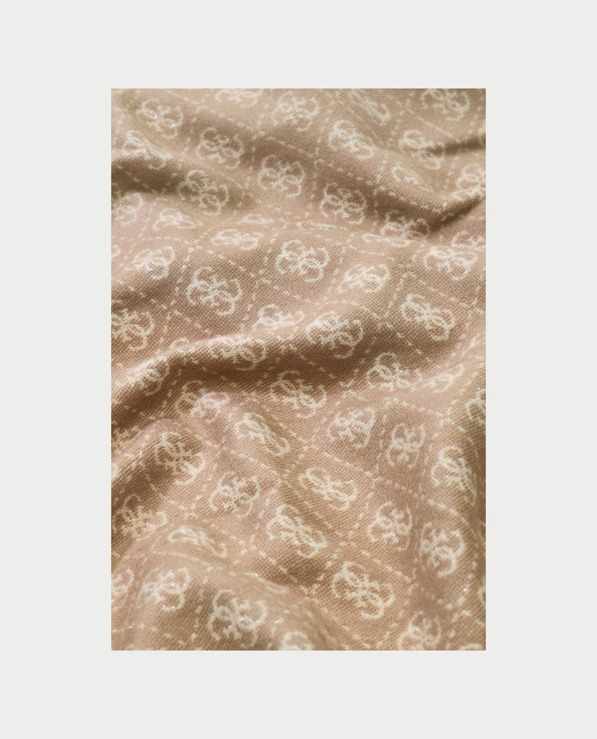 Sciarpa donna Guess con frange 