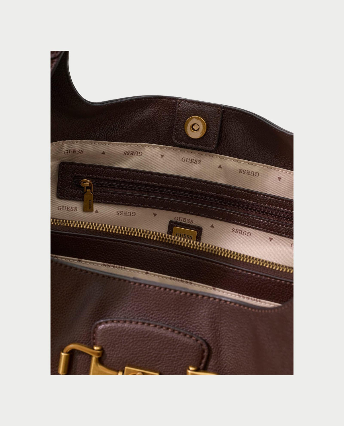 Borsa hobo Guess donna con chiusura magnetica 