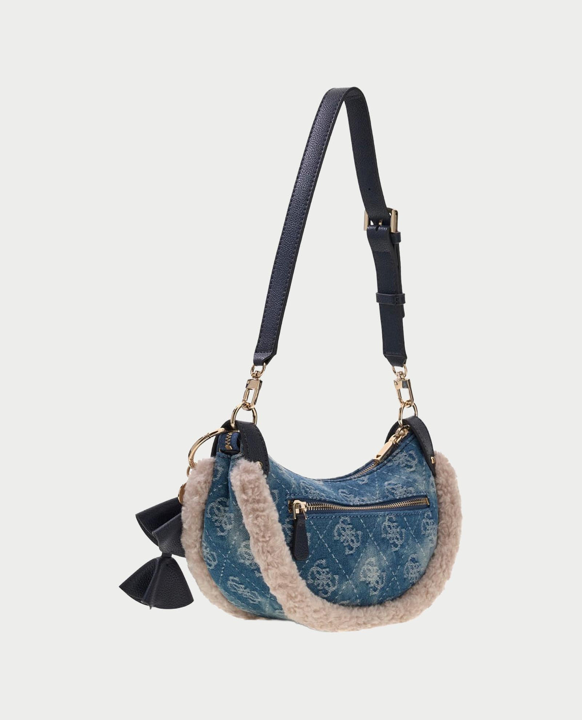 Borsa a spalla Guess con ciondolo 