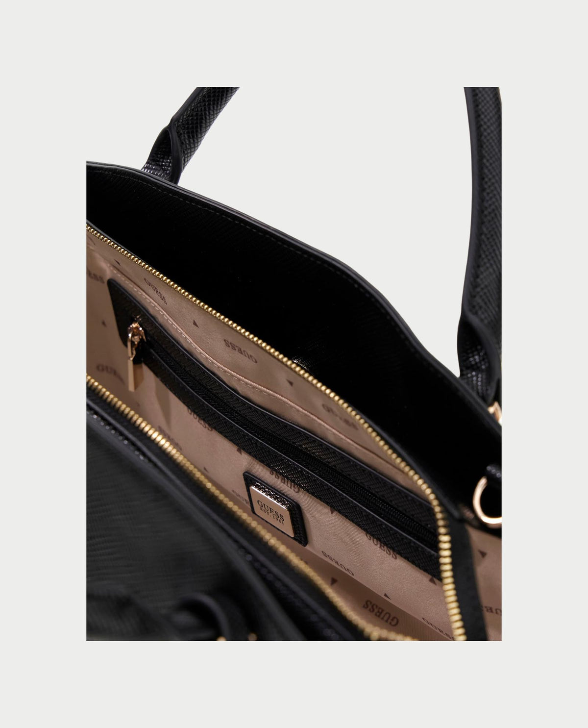 Borsa a tracollo donna Guess in similpelle 