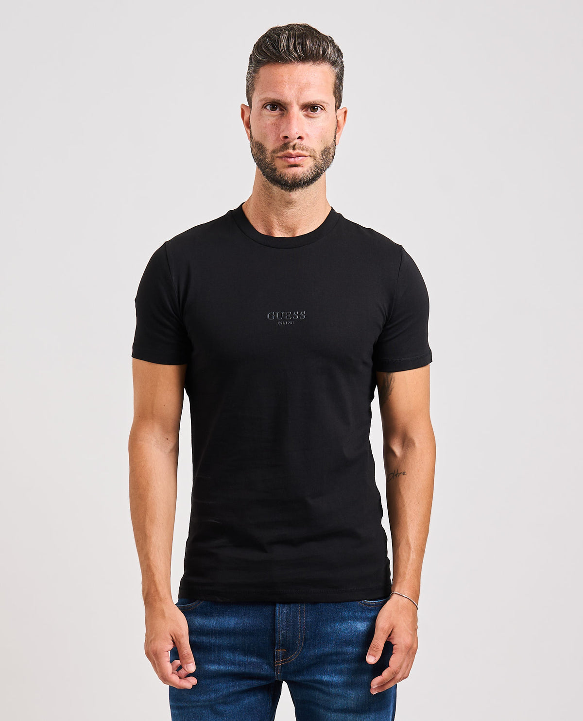 T-shirt nera Aidy uomo Guess girocollo<BR/> 